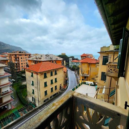 Appartamento Raggio Di Sole 莱万托 外观 照片