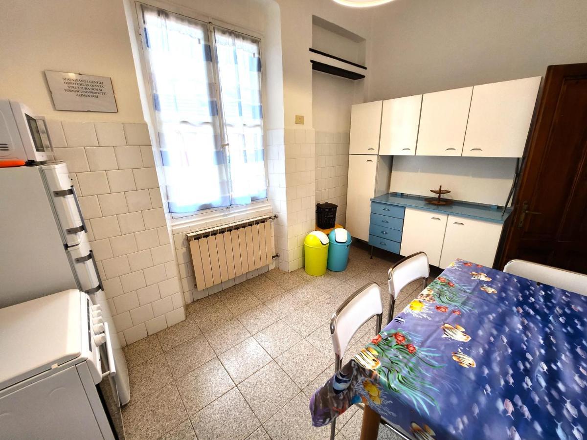 Appartamento Raggio Di Sole 莱万托 外观 照片